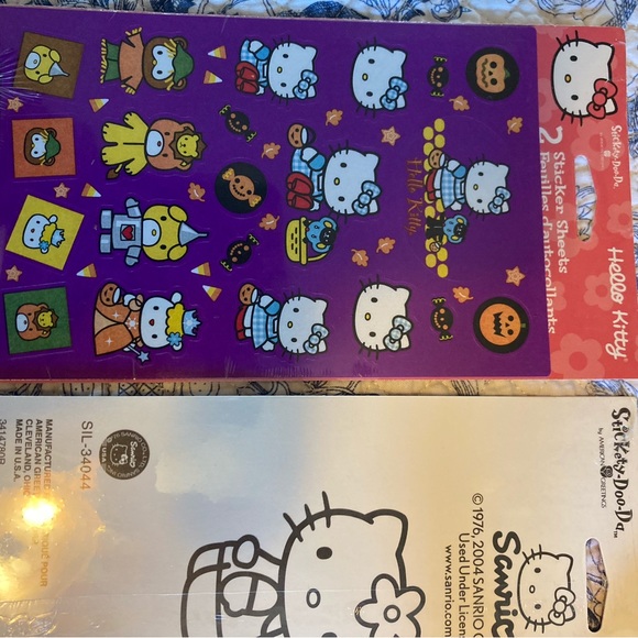 ✨Coquette Dorothy Kitty Figure & Hello Kitty Stickers💙🪄✨ - Picture 4 of 11